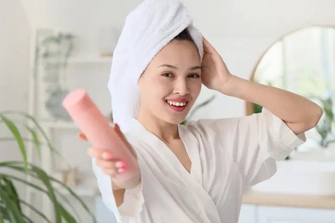 Rasakan pengalaman seru berbelanja kosmetik di Plaza Senayan Beauty Week (Foto: unsplash)