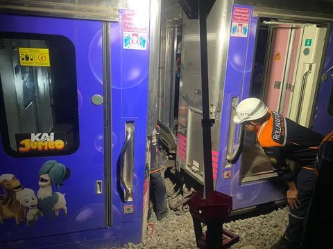 KA Argo Lawu melintasi jalur kereta Stasiun Pegadenbaru Subang setelah diperbaiki usai anjloknya KA Argo Bromo Anggrek pada Jumat, 1 Agustus 2025. (dok. Humas PT KAI)
