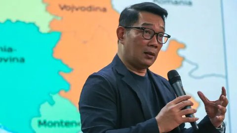 Ridwan Kamil saat menghadiri acara Climate Talk, Bisnis Karbon, Solusi Atau Perangkap Bagi Indonesia di gedung KLY Jakarta, Rabu 26 Februari 2025. (Liputan6.com/Helmi Fithriansyah)