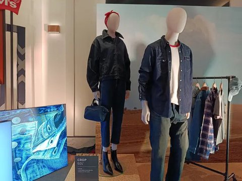 Fashion show untuk memamerkan koleksi terbaru Levi's. (dok. Liputan6.com/Sabrina Aulia Putri)