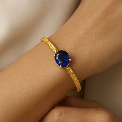 Model Gelang Emas Kadar 700 Paling Awet 2025. Foto: Gemini