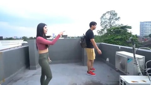 Potret rumah Maria Vania. [YouTube: Ricis TV]