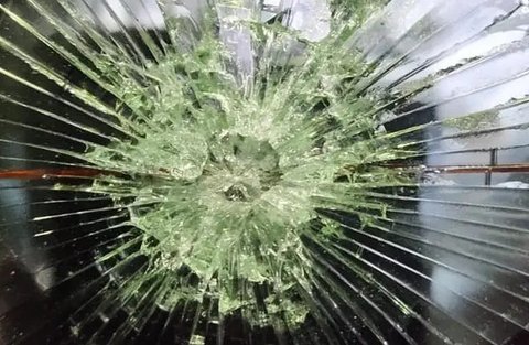 Ilustrasi Mimpi Gelas Pecah Credit: pexels.com/Chuttersnap