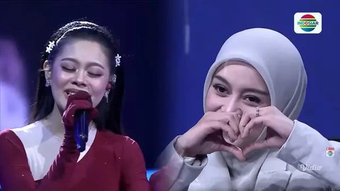 Lesti Kejora merayakan ulang tahunnya yang ke-26 pada 5 Agustus lalu. Penampilan dari rekan-rekan musisi serta kehadiran keluarga dan penggemar setia menjadi kejutan spesial untuk hari besar
