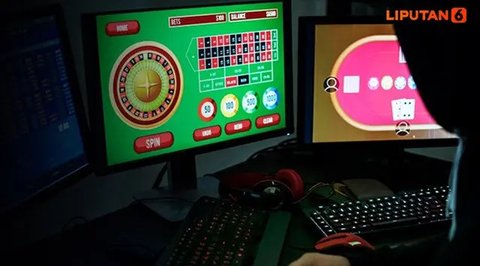 Tumpukan uang di ruang penyimpanan uang BNI, Jakarta, Senin (2/11/2015). Lembaga Penjamin Simpanan (LPS) mencatat jumlah rekening simpanan dengan nilai di atas Rp2 M pada bulan September meng