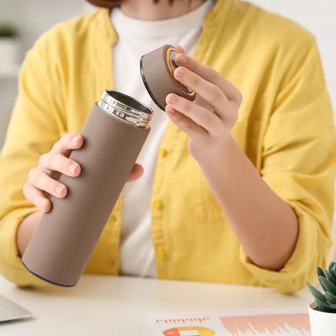 Ilustrasi tumbler (instagram @stanley.indonesia)