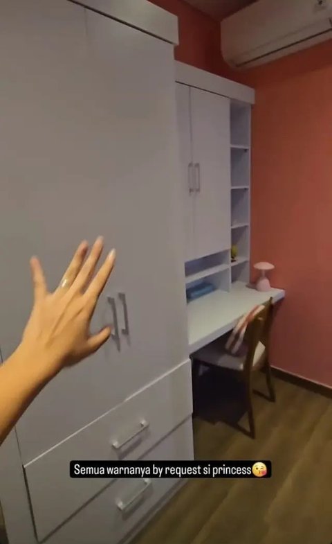Potret Kamar Anak Dahlia Poland (Foto: Instagram @dahliachr)