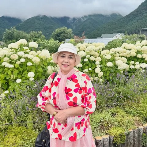 Yanni Mulyaningsih, Ibunda Annisa Pohan (instagram @annisayudhoyono)