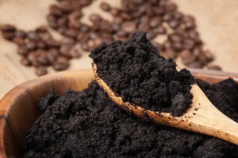 Ilustrasi ampas kopi sisa seduh manual-Shutterstock-Sucha Kittiwararat