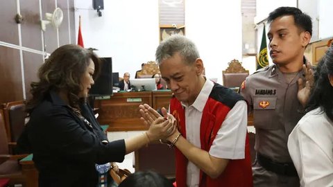 Sidang kasus narkoba Fariz RM kembali digelar di Pengadilan Negeri Jakarta Selatan, Senin (11/8/2025). Agendanya pembacaan pledoi usai dituntut 6 tahun penjara.