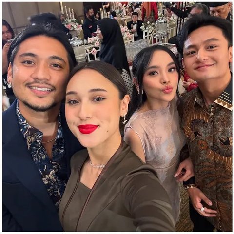 Potret tamu artis di pernikahan Arbani Yasiz dan Raissa Ramadhani. [IG: @giorgino_abraham]