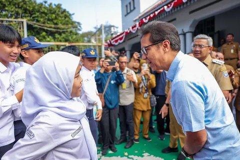 Menkes Budi Gunadi Sadikin saat di Istana Kepresidenan bahas pelaksanaan program pemeriksaan kesehatan gratis (Foto: Dok Biro Pers Sekretariat Presiden)