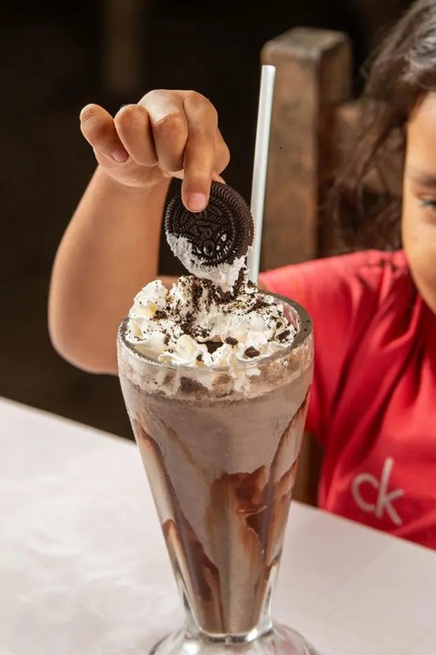 Makanan dan minuman yang harus dihindari penderita diabetes agar kestabilan kesehatannya tetap terjaga. (Sumber: Freepik/rawpixel.com).