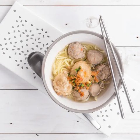 Ilustrasi bakso/copyright freepik.com/Jcomp