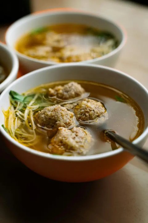 Ilustrasi bakso/copyright freepik.com/Jcomp