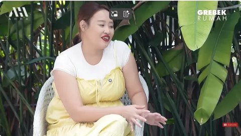 Potret sudut rumah mewah Pinkan Mambo. [YouTube: AH]