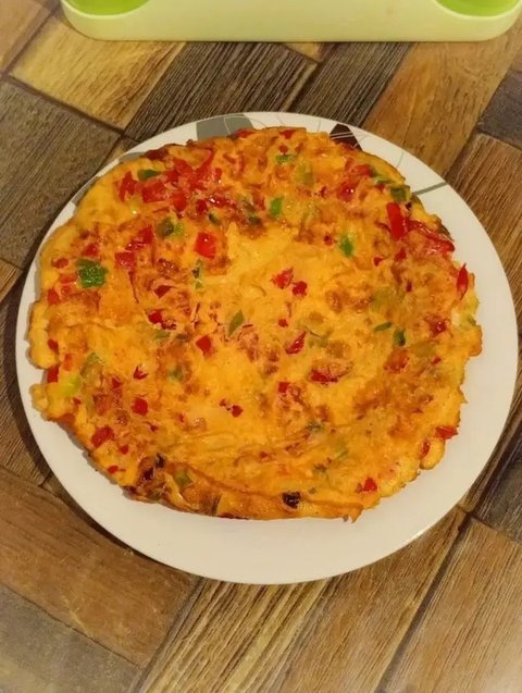 Ilustrasi telur dadar paprika