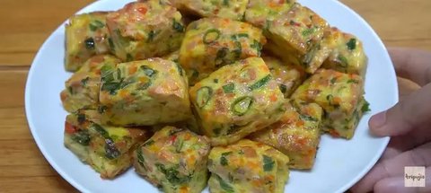 Telur Dadar Mengembang Isi Sayuran