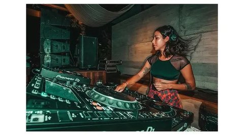 Gaya fashion Patricia Schuldtz. [IG: @pschuldtz]