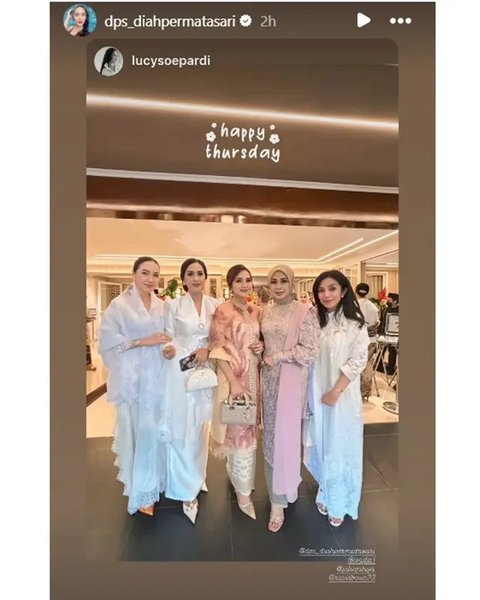 Bella Saphira, Diah Permatasari dan Marini Zumarnis di acara pengajian. [IG: @dps_diahpermatasari]