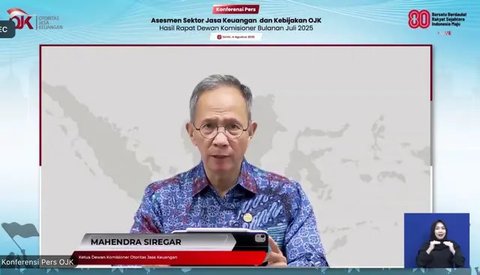 Ketua Dewan Komisioner OJK Mahendra Siregar dalam Puncak Gebyar Ramadan KeuanganSyariah (GERAK Syariah), di Kantor OJK di Jakarta, Selasa (25/3/2025). (Foto: Liputan6.com/Tira Santia)
