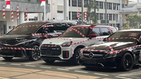 Terkait total nilai dari barang yang disita masih dilakukan penghitungan. (merdeka.com/Arie Basuki)