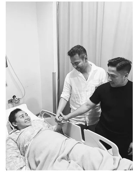 Mpok Alpa bersama Raffi Ahmad dan Irfan Hakim. [IG: @raffinagita1717]