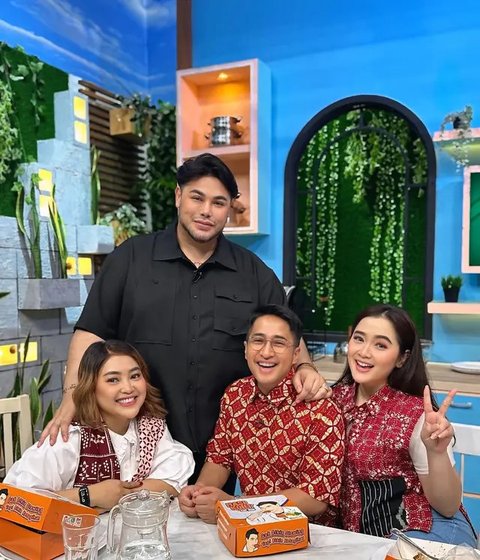 Potret Kenangan Kedekatan Mendiang Mpok Alpa dengan Para Artis, Raffi Ahmad dan Irfan Hakim Ungkap Perjuangannya (sumber: Instagram.com)