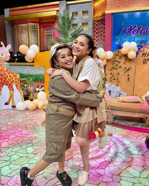 Potret Kenangan Kedekatan Mendiang Mpok Alpa dengan Para Artis, Raffi Ahmad dan Irfan Hakim Ungkap Perjuangannya (sumber: Instagram.com)