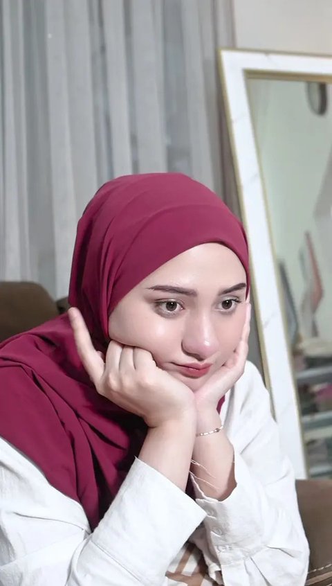 Outfit Merah Putih Hijab Artis (IG/@citraciki)