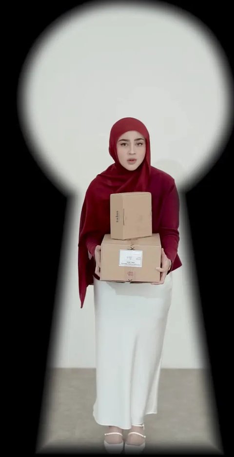 Outfit Merah Putih Hijab Artis (IG/@citraciki)