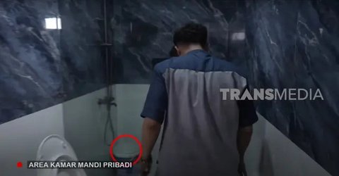 6 Foto Kamar Tidur Mpok Alpa dan Suami, Tampilan Elegan dengan Sentuhan Unik (sumber: YouTube TRANS7 OFFICIAL)