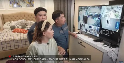 6 Foto Kamar Tidur Mpok Alpa dan Suami, Tampilan Elegan dengan Sentuhan Unik (sumber: YouTube TRANS7 OFFICIAL)