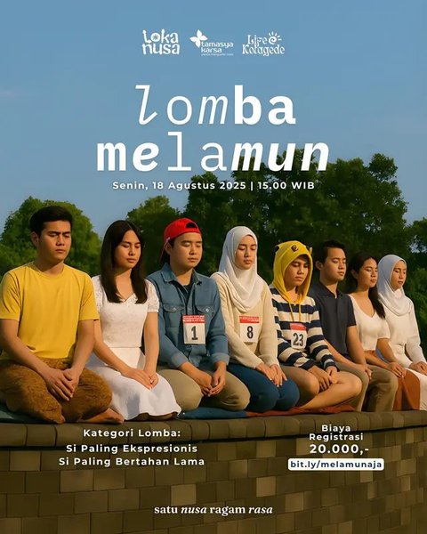 Sejumlah peserta mengikuti kirab dengan menaiki andong melintasi kawasan Tugu ,Yogyakarta,(14/5/2016).Kirab di laksanakan untuk menyambut peringatan ulang tahun satu abad kabupaten sleman.(Bo