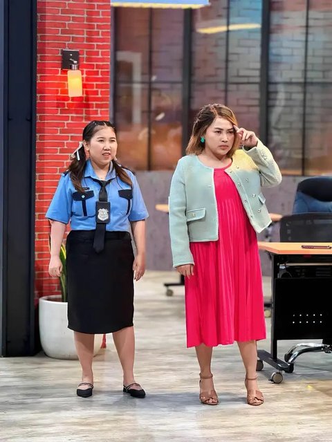 Potret Ajie Darmaji Suami Mpok Alpa yang Setia Mendampingi. (Sumber: Instagram/jie.langit)