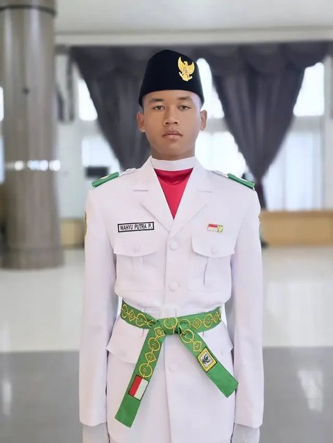 Potret Keponakan Fitri Carlina Jadi Anggota Paskibraka Kutai Timur
