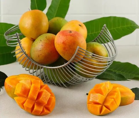 Nikmati beragam manfaat yang baik bagi penderita diabetes dengan mengonsumsi beragam jenis buah-buahan ini yang kaya akan serat, vitamin, dan antioksidan yang dapat menjaga kadar gula darah.