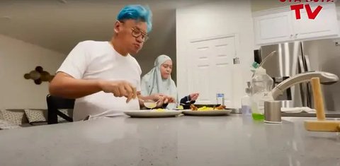 6 Potret Dapur Rumah Uya Kuya di Amerika, Modern dengan Sentuhan Minimalis (sumber: YouTube Uya Kuya TV)