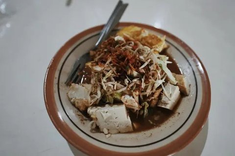 Ilustrasi Kupat Tahu