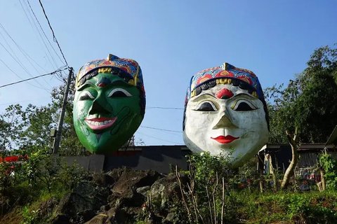 Lippo menggelar program renovasi 1.500 rumah desa dimulai dari Kampung Wisata Topeng, Kota Malang, Jawa Timur. (Dok Lippo)