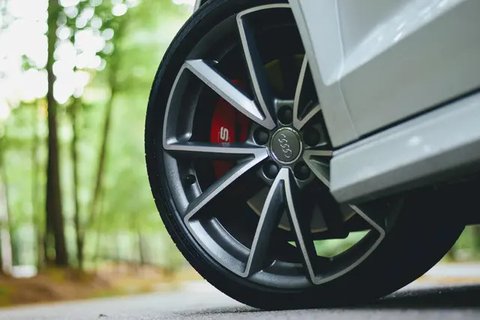 Interior Mobil Listrik Esemka Bima di Pameran IIMS 2023 (Arief/Liputan6.com)