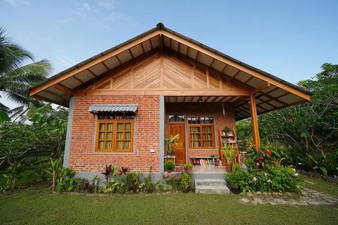 Rumah warna cat moody blues. Ilustrasi QwenAI