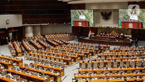 Presiden Prabowo Subianto memastikan DPR akan mencabut tunjangan anggota DPR RI. Hal ini menyusul aksi demo yang terjadi beberapa hari terakhir di depan Gedung DPR dan meluas ke sejumlah wila