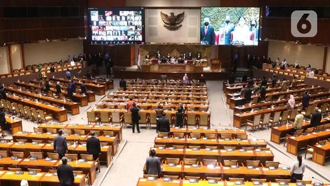 Presiden Prabowo Subianto memastikan DPR akan mencabut tunjangan anggota DPR RI. Hal ini menyusul aksi demo yang terjadi beberapa hari terakhir di depan Gedung DPR dan meluas ke sejumlah wila