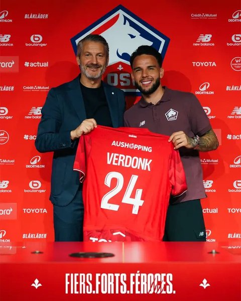 Calvin Verdonk diperkenalkan sebagai pemain baru Lille, Senin (1/8/2025). (Dok. LOSC)