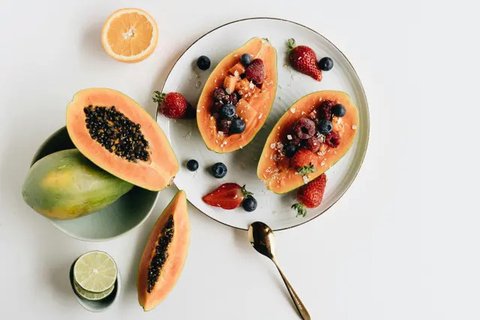 ilustrasi buah pepaya/Photo by alleksana from Pexels