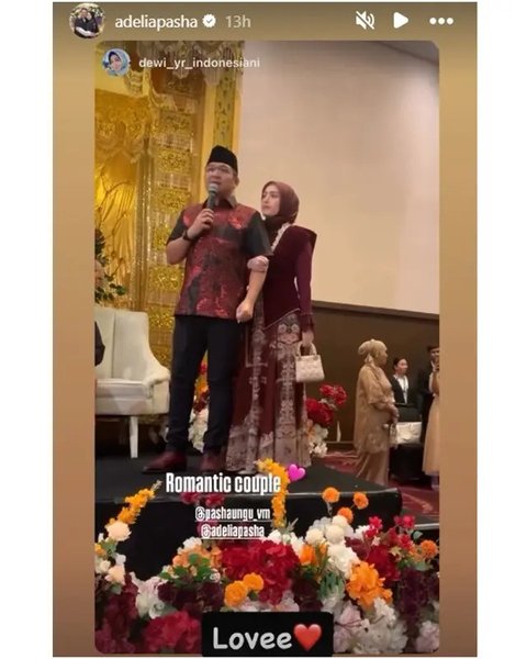Pasha Ungu, Adelia Wilhelmina, dan Shakiena Azalea kondangan di Palu. [IG: @adeliapasha]