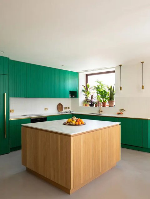 Desain Dapur Minimalis dengan Kitchen Island (AI)