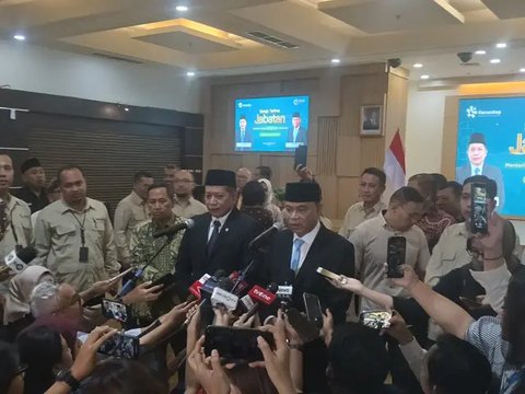Wakil Menteri Koperasi Ferry Juliantono di Kantor Kementerian Koordinator Bidang Pangan, Jakarta, Kamis (4/9/2025). (Dok Kemenkop)