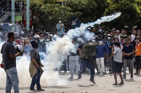 Total ada 26 platform media sosial yang dibekukan pemerintah Nepal sejak Jumat (5/9/2025). (PRABIN RANABHAT/AFP)